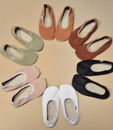 omaking_barefoot_slippers